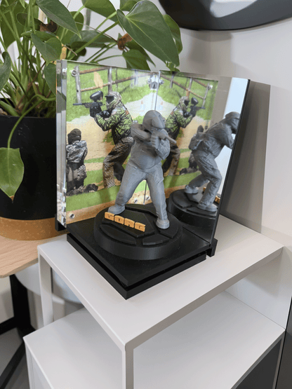 Signature Stand — Premium Battle Snaps™ Display